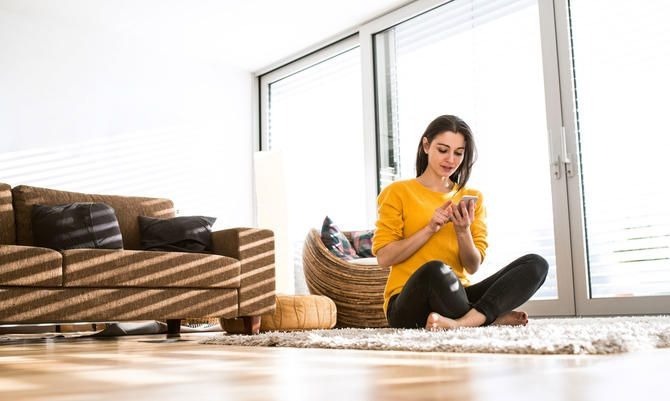 What to Wear for Cozy Days Indoors Top Fashion Picks